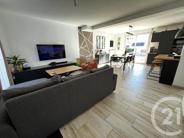 Maison à vendre  6 pièces - 101 m 2   AUNEAU BLEURY ST SYMPHORIEN  - 28