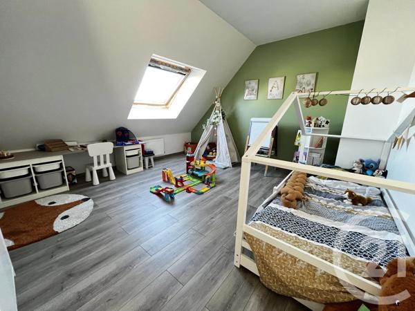 Maison à vendre  6 pièces - 101 m 2   AUNEAU BLEURY ST SYMPHORIEN  - 28