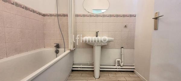 Appartement F1 avec parking