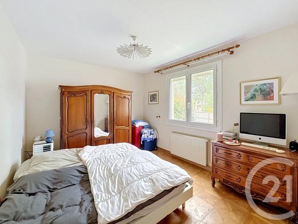 Maison à vendre  5 pièces - 148,96 m 2   VILLEFRANCHE SUR CHER  - 41