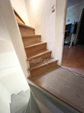 Maison de ville à vendre 5 pièces 104m2 4 chambres centre historique FORCALQUIER (04)