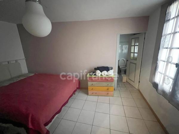 Maison de ville à vendre 5 pièces 104m2 4 chambres centre historique FORCALQUIER (04)