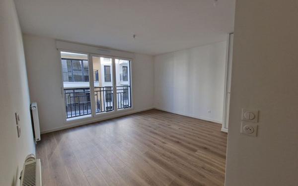 Appartement à louer    1 pièce •  Chambourcy