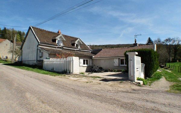 Maison à vendre    5 pièces •  Thorey-sur-Ouche