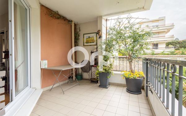 Appartement à vendre    4 pièces •  Le Raincy