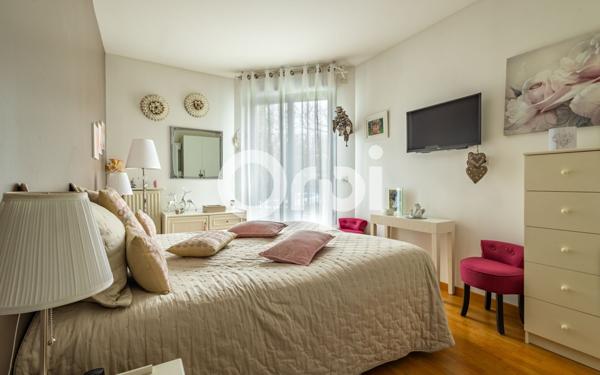 Appartement à vendre    4 pièces •  Le Raincy