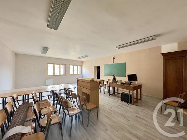 Maison à vendre  10 pièces - 643,12 m 2   BROU  - 28