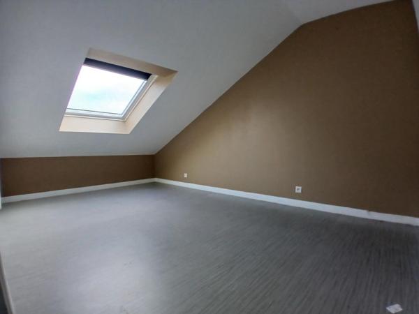 Maison 3 chambres, garage en plein centre ville