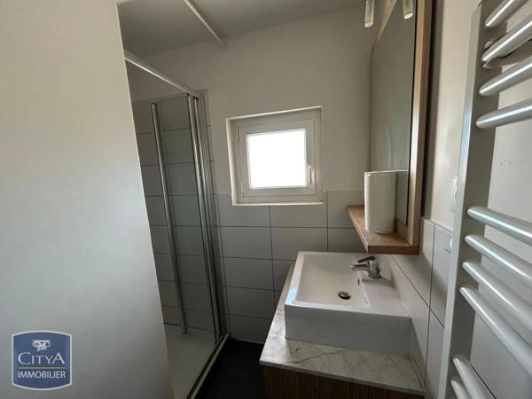 Appartement à louer 4 pièces 68.34m² Grenoble (38000)