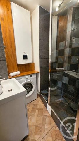 Appartement F3 à vendre  3 pièces - 65 m 2   PARIS  - 75018