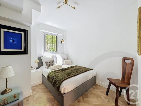 Appartement F3 à vendre  3 pièces - 65 m 2   PARIS  - 75018