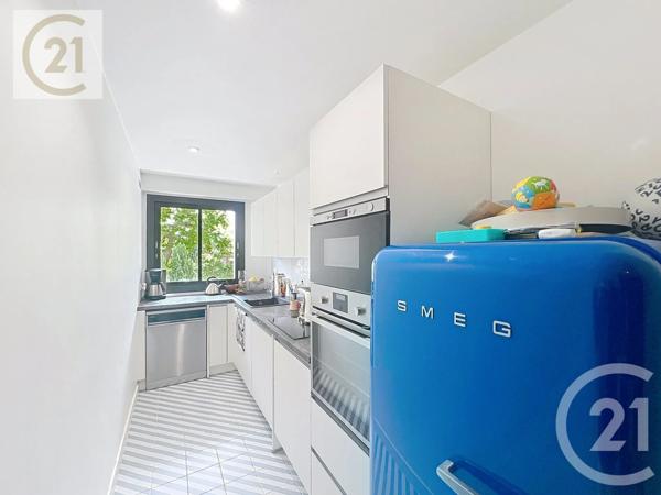 Appartement F5 à vendre  5 pièces - 101,03 m 2   ST CLOUD  - 92