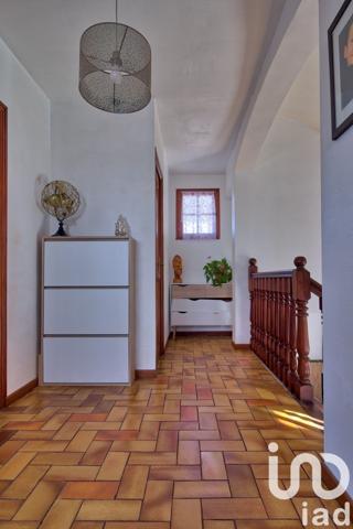 Maison traditionnelle 4 pièces de 149 m² à Sérignan (34410)