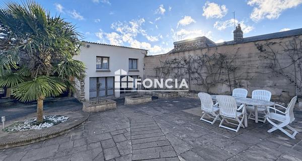 À vendre Maison 6 pièces 207 m² - Flers 61100