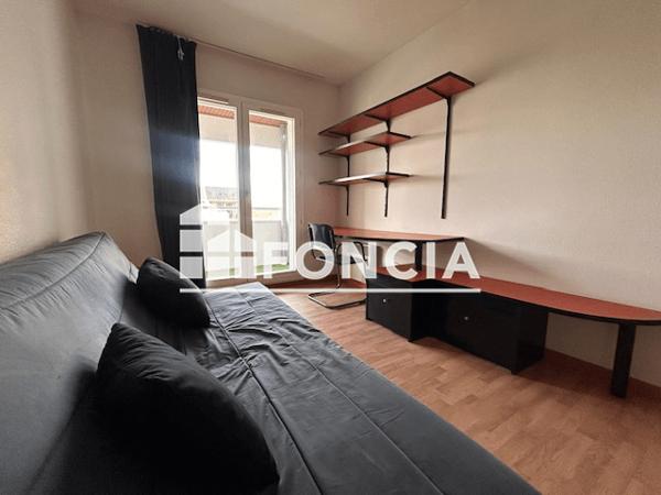 Location Studio meublé 13.79 m² - 3 AVENUE D'IASSY Poitiers 86000