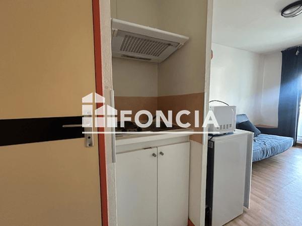 Location Studio meublé 13.79 m² - 3 AVENUE D'IASSY Poitiers 86000