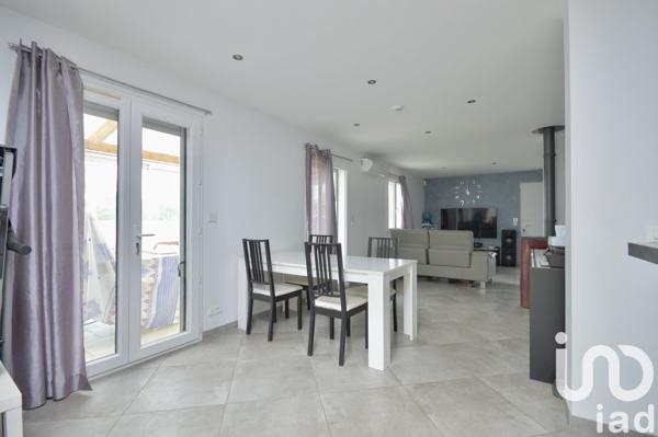 Maison 4 pièces de 103 m² à Ginestas (11120)