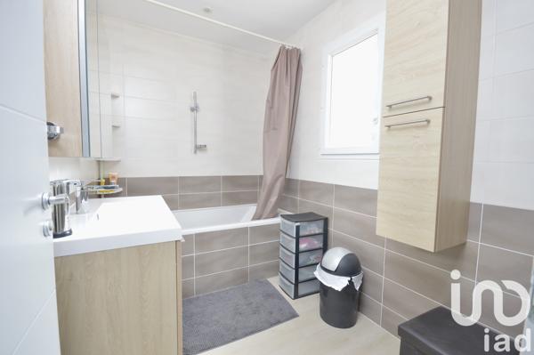 Maison 4 pièces de 103 m² à Ginestas (11120)