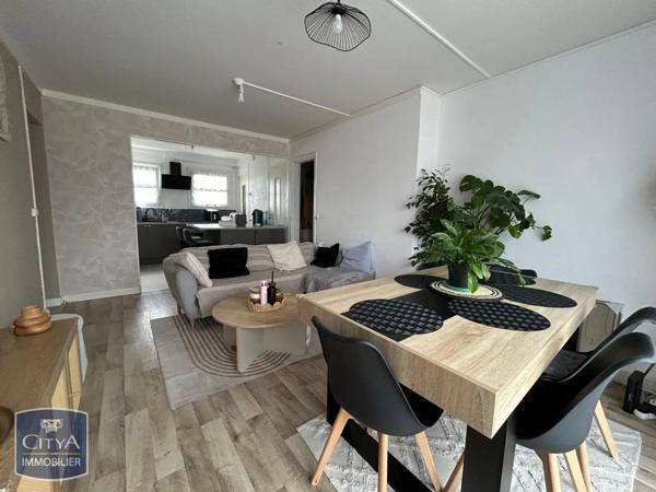 Appartement à louer 4 pièces 66.2m²