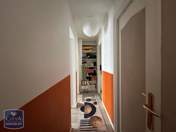 Appartement à louer 4 pièces 66.2m²
