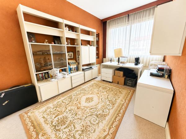 Appartement 8 pièce(s) 4 chambre(s) 165 m²