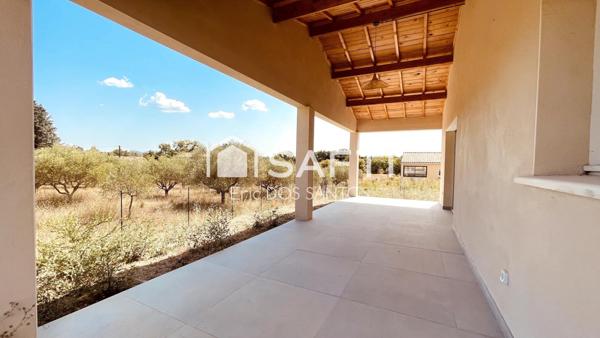 Maison neuve DPE A avec 3 chambres, terrain 1 200 m² et garages, à deux pas des grands axes