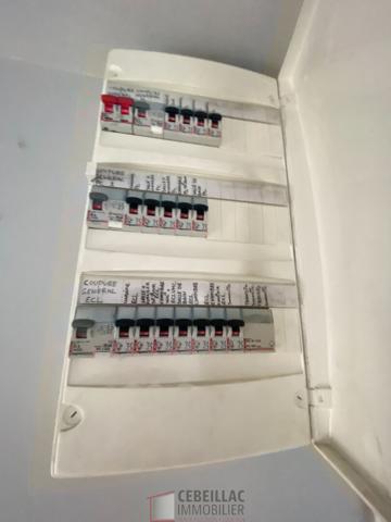Type 5 VENDU avec locataire en place