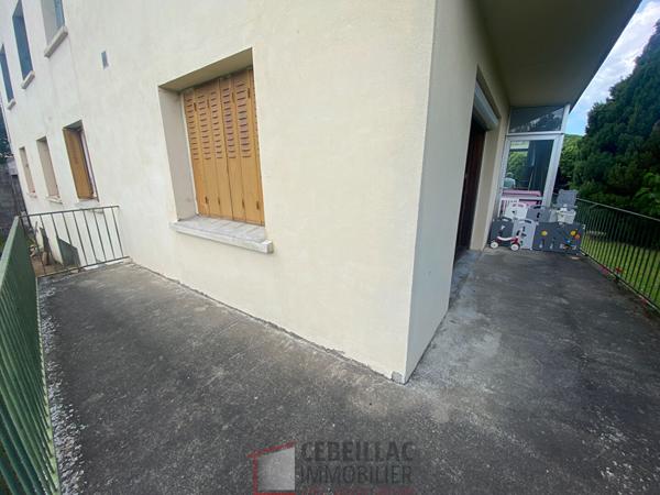 Type 5 VENDU avec locataire en place