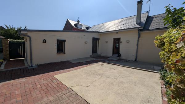 Le Crotoy (80550) Maison indépendante au cœur du Crotoy avec jardin, terrasse et garage.