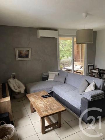 Appartement à vendre  3 pièces - 65 m 2   BEAUNE  - 21