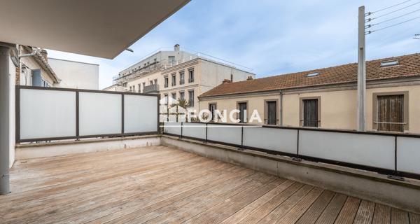 Location Appartement 2 pièces 45.64 m² - Le Bourget 93350