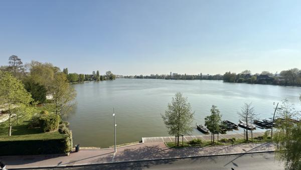 Appartement F6 de standing avec vue exceptionnelle sur le lac