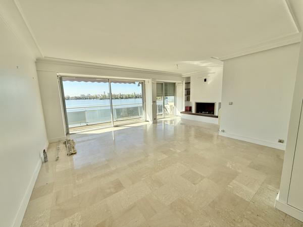 Appartement F6 de standing avec vue exceptionnelle sur le lac