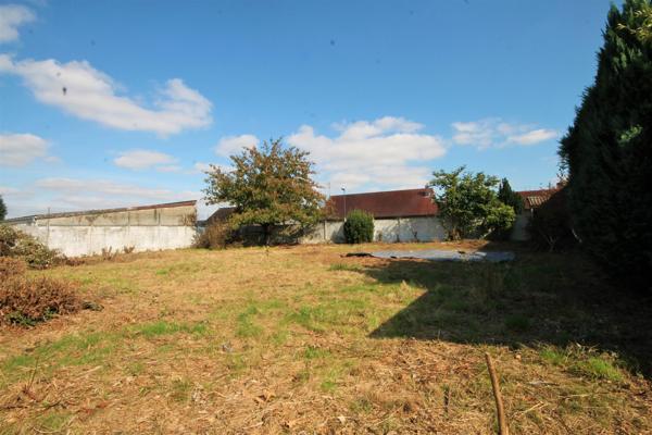 TERRAIN CONSTRUCTIBLE