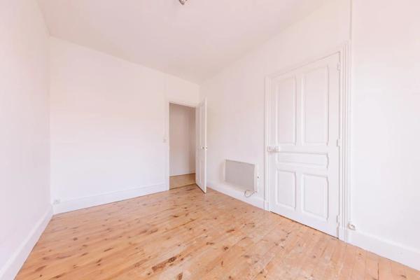 Appartement à vendre 2 pièces 40.68m² Clermont-Ferrand (63000)