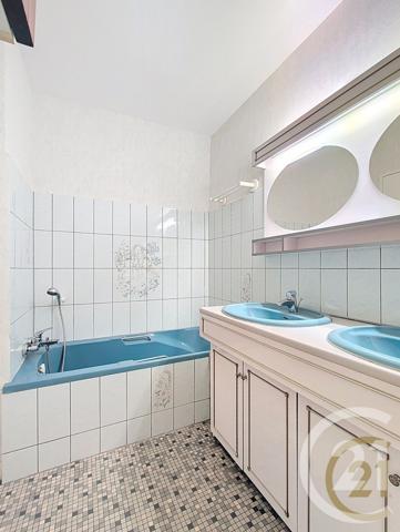 Appartement F4 à vendre  4 pièces - 75,94 m2 AUDINCOURT - 25