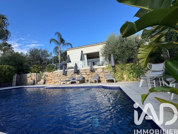 Maison à vendre 6 pièces 181 m² Nice