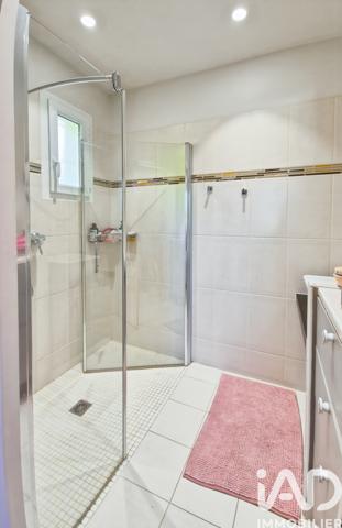 Maison à vendre 6 pièces 181 m² Nice