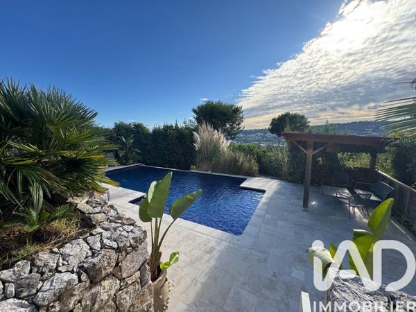 Maison à vendre 6 pièces 181 m² Nice