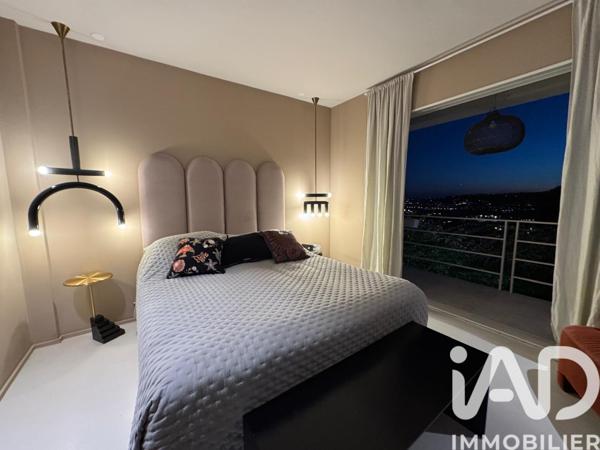 Maison à vendre 6 pièces 181 m² Nice