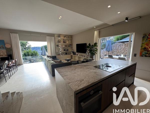 Maison à vendre 6 pièces 181 m² Nice