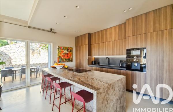 Maison à vendre 6 pièces 181 m² Nice