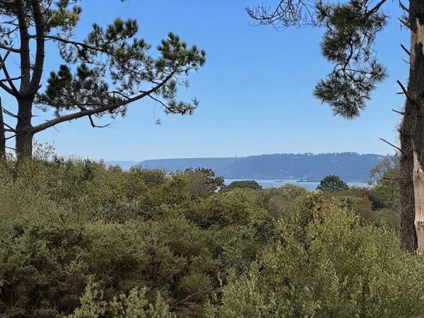 Charme Néo-Breton et Nature : Maison Familiale de 5 Chambres sur 8 000 m²