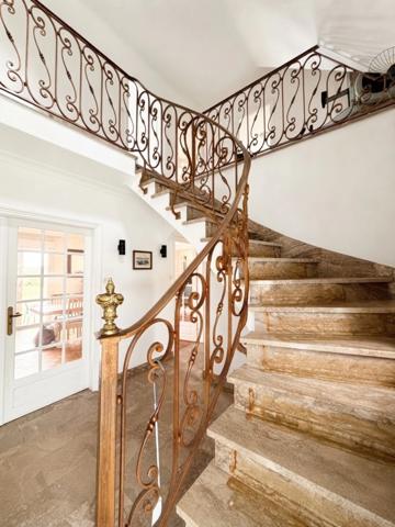 Charme Néo-Breton et Nature : Maison Familiale de 5 Chambres sur 8 000 m²