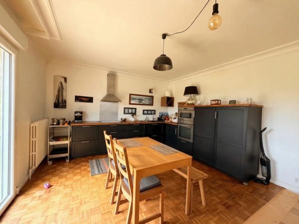 Charme Néo-Breton et Nature : Maison Familiale de 5 Chambres sur 8 000 m²