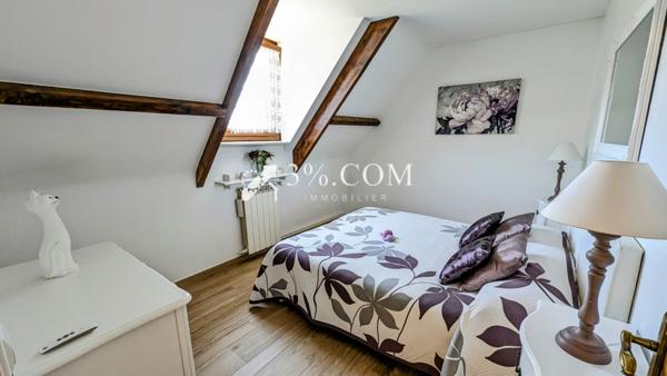 Maison 5 pièce(s) 4 chambre(s) 147 m²