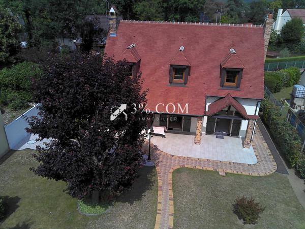 Maison 5 pièce(s) 4 chambre(s) 147 m²