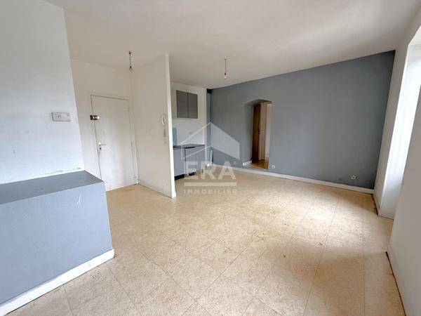 Local commercial de 118 m² avec 2 appartements