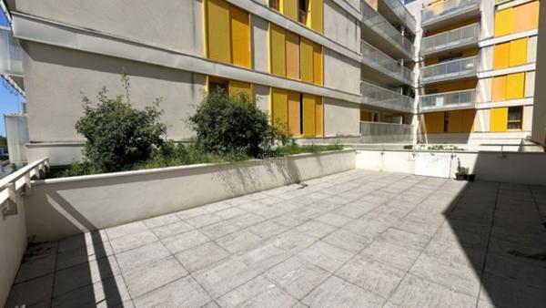 Appartement Nanterre 3 pièce(s) 58 m2 €310 000 ** - Référence 15201