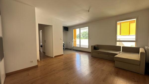 Appartement Nanterre 3 pièce(s) 58 m2 €310 000 ** - Référence 15201